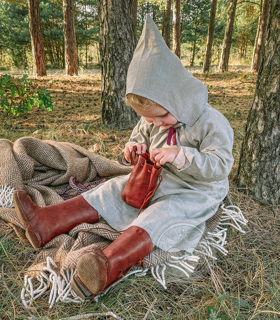 Lniany czepek z obszyciem dla dziecka
